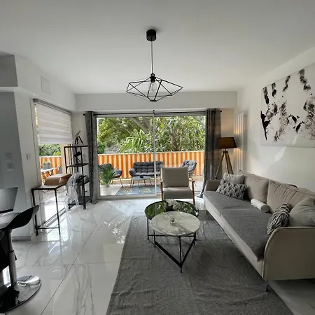 Oasis By L'oliveraie * 칸느